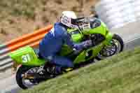cadwell-no-limits-trackday;cadwell-park;cadwell-park-photographs;cadwell-trackday-photographs;enduro-digital-images;event-digital-images;eventdigitalimages;navarra;no-limits-trackdays;peter-wileman-photography;racing-digital-images;trackday-digital-images;trackday-photos